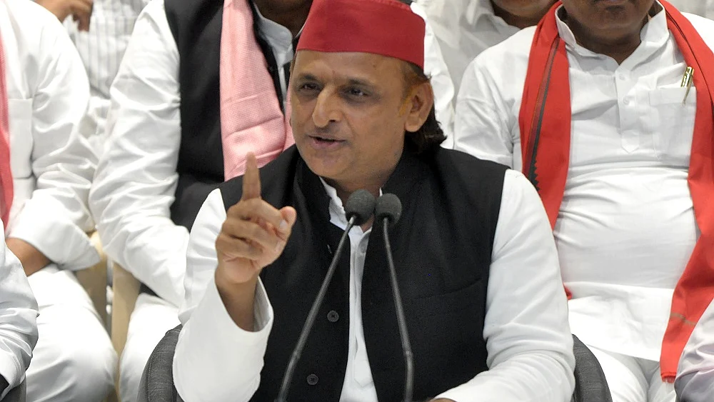 KasganjNews : अखिलेश का आरोप भाजपा सरकार की आर्थिक नीतियां विदेशी एजेंडों पर आधारित