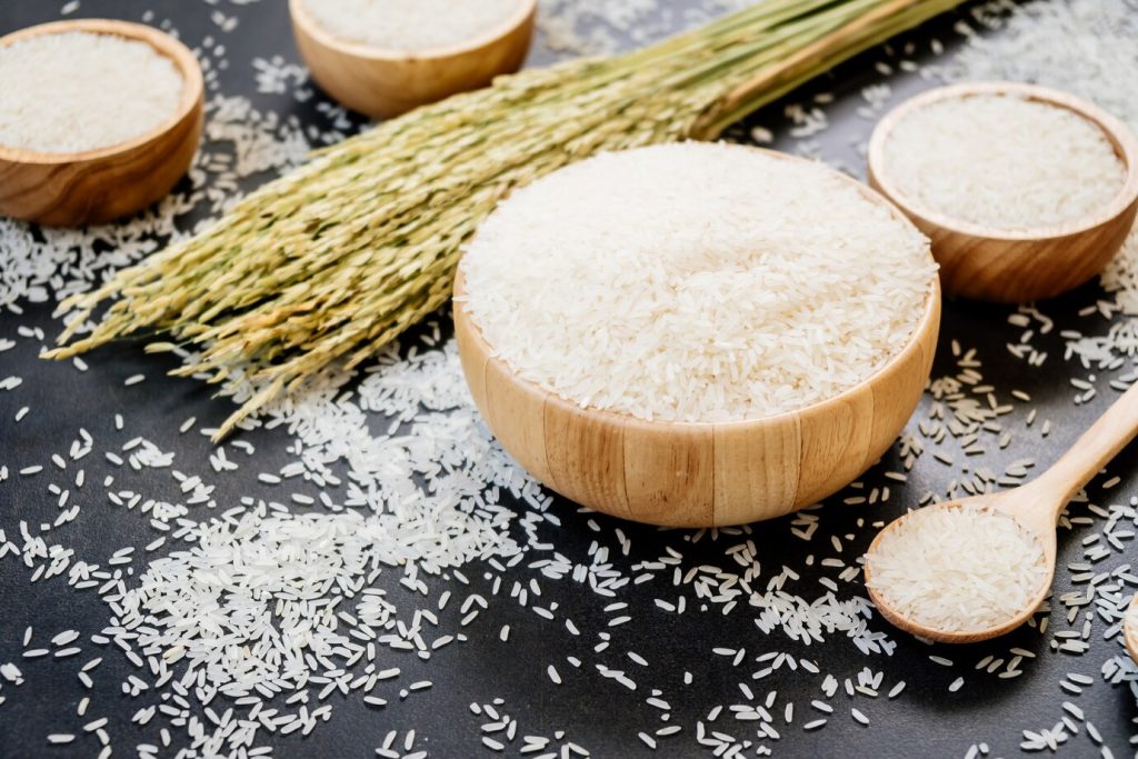 rice-flour-on-face