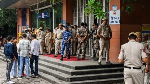 सुरक्षा व्यवस्था के चलते लगाए गए थे प्रतिबंध