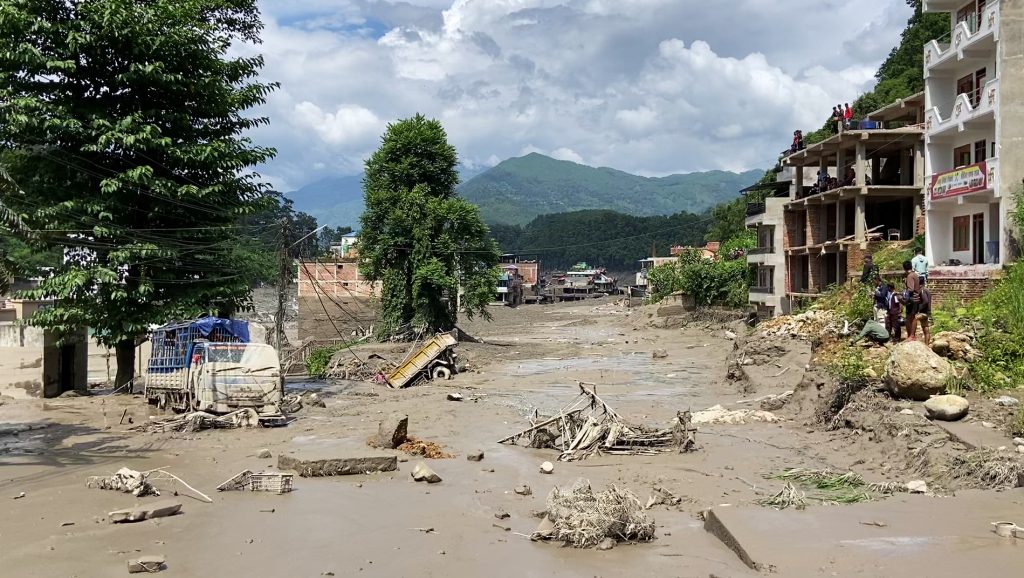 क्या नेपाल में आई त्रासदी ‘मेड इन चाइना’ है ? क्यों लग रहे आरोप, अब चीन ने दी सफाई