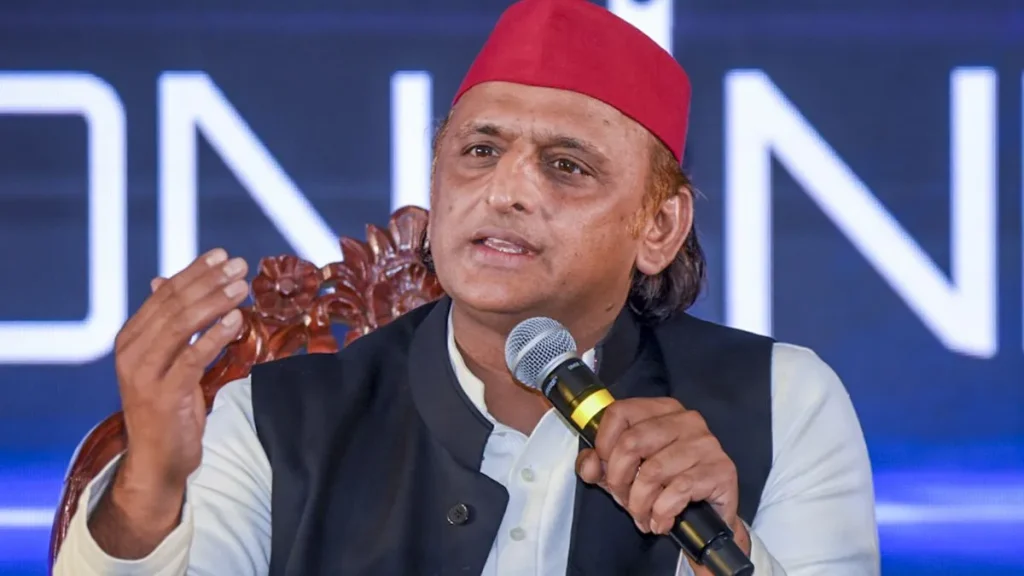 अखिलेश यादव