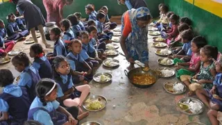 Mid-Day Meal Scam पर सरकार सख्त, हरियाणा में बच्चों की उपस्थिति होगी ऑनलाइन ट्रैक Mid-Day Meal Scam पर सरकार सख्त, हरियाणा में बच्चों की उपस्थिति होगी ऑनलाइन ट्रैक