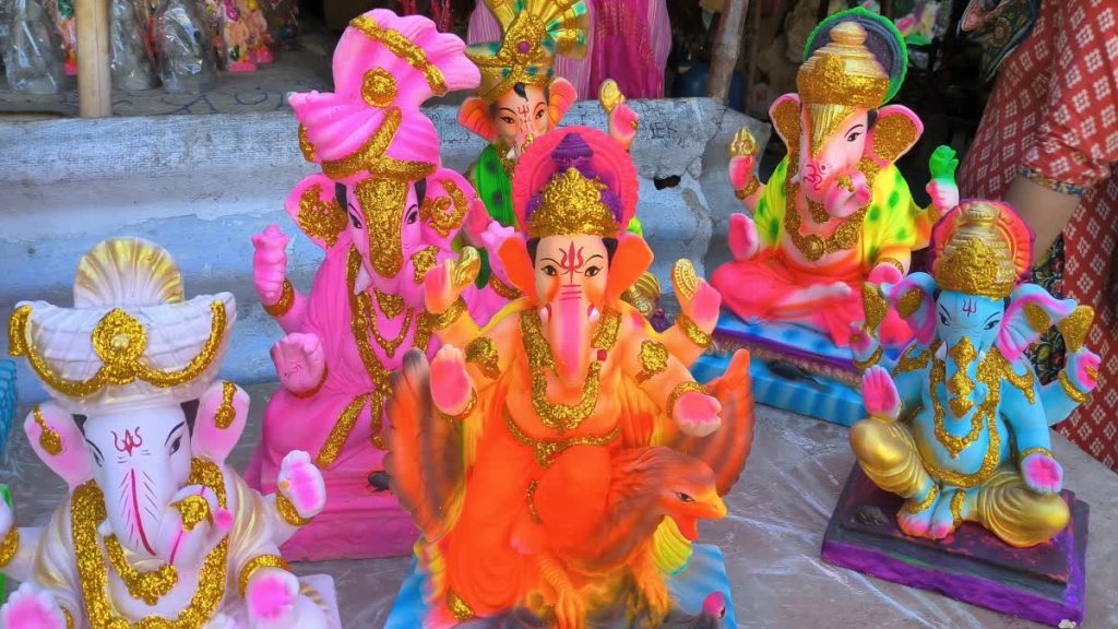गणेश उत्सव में आर्थिक रौनक, देशभर के व्यापारियों को 50 हजार करोड़ के कारोबार की आस