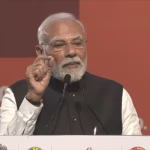 PM मोदी का अलग अंदाज, SRCC कार्यक्रम में जाने के लिए मेट्रो से पहुंचे, छात्रों ने किया जोरदार स्वागत