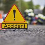 मंडी-कुल्लू हाईवे पर भीषण सड़क हादसा, आमने-सामने भिड़ीं दो कारें, तीन घायल