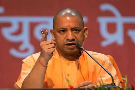 भारत टैक्सी अब गांव-गांव तक दौड़ेगी, योगी सरकार की तैयारी 75 जिलों तक पहुंचेगी योजना