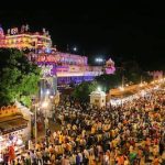 कान्हा के स्वागत को तैयार मथुरा, जन्मस्थान पर उमड़ा जनसैलाब, आधी रात गूंजेगा ‘जय कन्हैया लाल की’