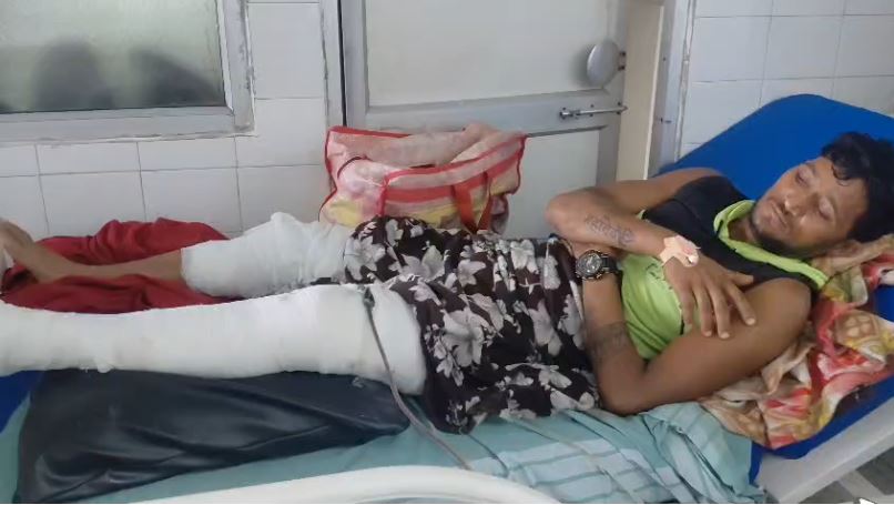 Jhansi में युवक ने रील के चक्कर में तोड़ लिए अपने दोनों पैर, स्टंट करते हुए डैम में लगाई छलांग