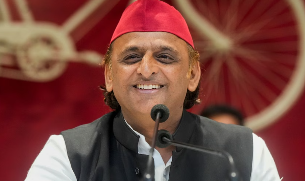 ‘गोमती में अपने झगड़े बहा देंगे तो वो बनारस पहुंच जाएगा’, Akhilesh Yadav का BJP पर बड़ा हमला