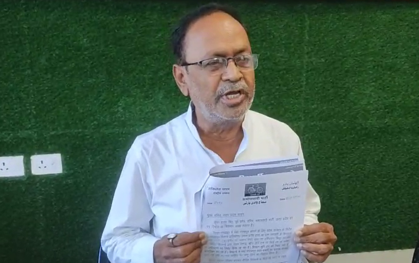 25 गांव, 6 हजार एकड़ जमीन और किसानों का विरोध! New Gorakhpur पर सरकार को सपा नेता का अल्टीमेटम