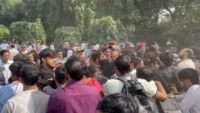 खरगे के 'बाप' वाले बयान पर बवाल, दिल्ली-पटना से बेंगलुरु तक BJP का प्रदर्शन