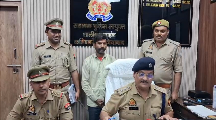 Ghaziabad: टाइल पत्थर का काम करने वाला मजदूर लाखों के गहने चुराकर फरार