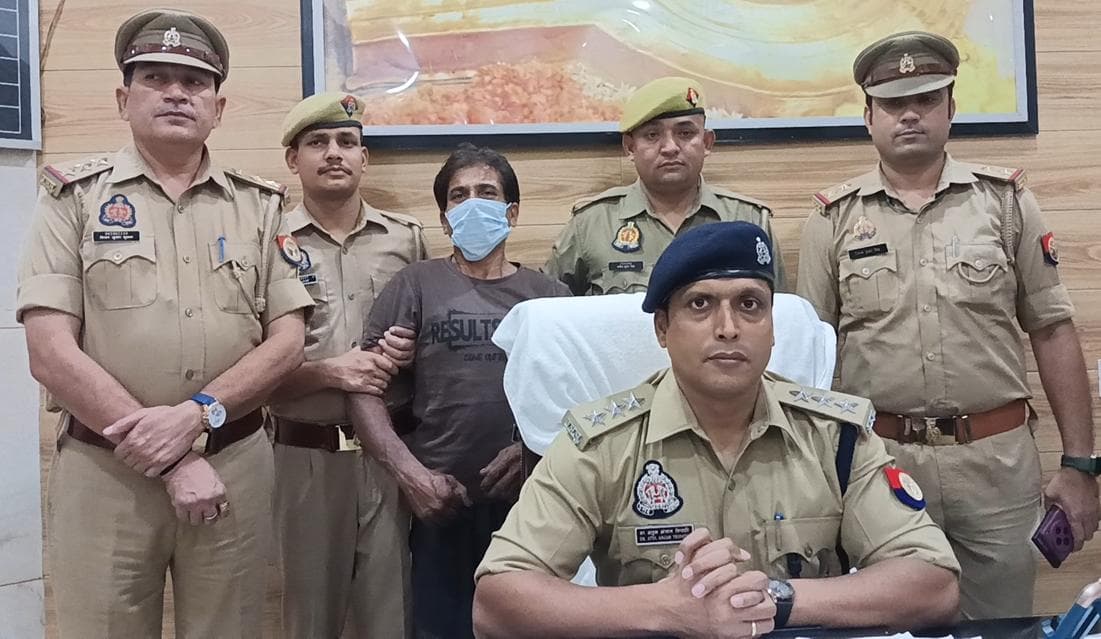 दुष्कर्म के आरोपी को पुलिस ने पकड़ा, वाराणसी में नाबालिग के साथ दुष्कर्म