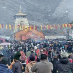 केदारनाथ में श्रद्धालुओं की भारी भीड़, हाईवे पर लगा लंबा जाम; सफर में लग रहे 4 घंटे
