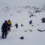 केदारताल ट्रेक पर हिमस्खलन से मचा हड़कंप, NDRF और SDRF ने संभाला मोर्चा